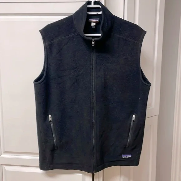 *SOLD* PATAGONIA Synchilla Fleece Vest in Black sz XL - Picture 1 of 4